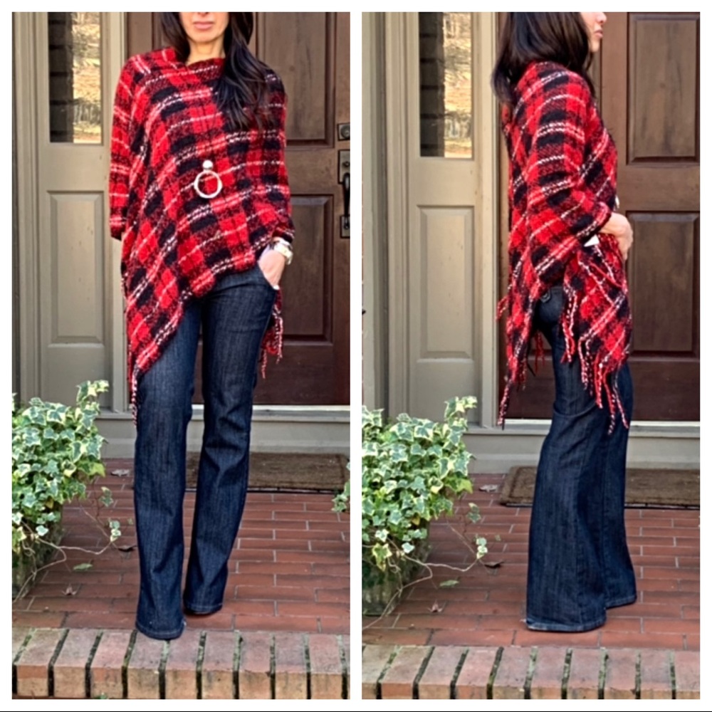 ✨LAST ONE ✨Red plaid fringe knit poncho - Picture 4 of 8